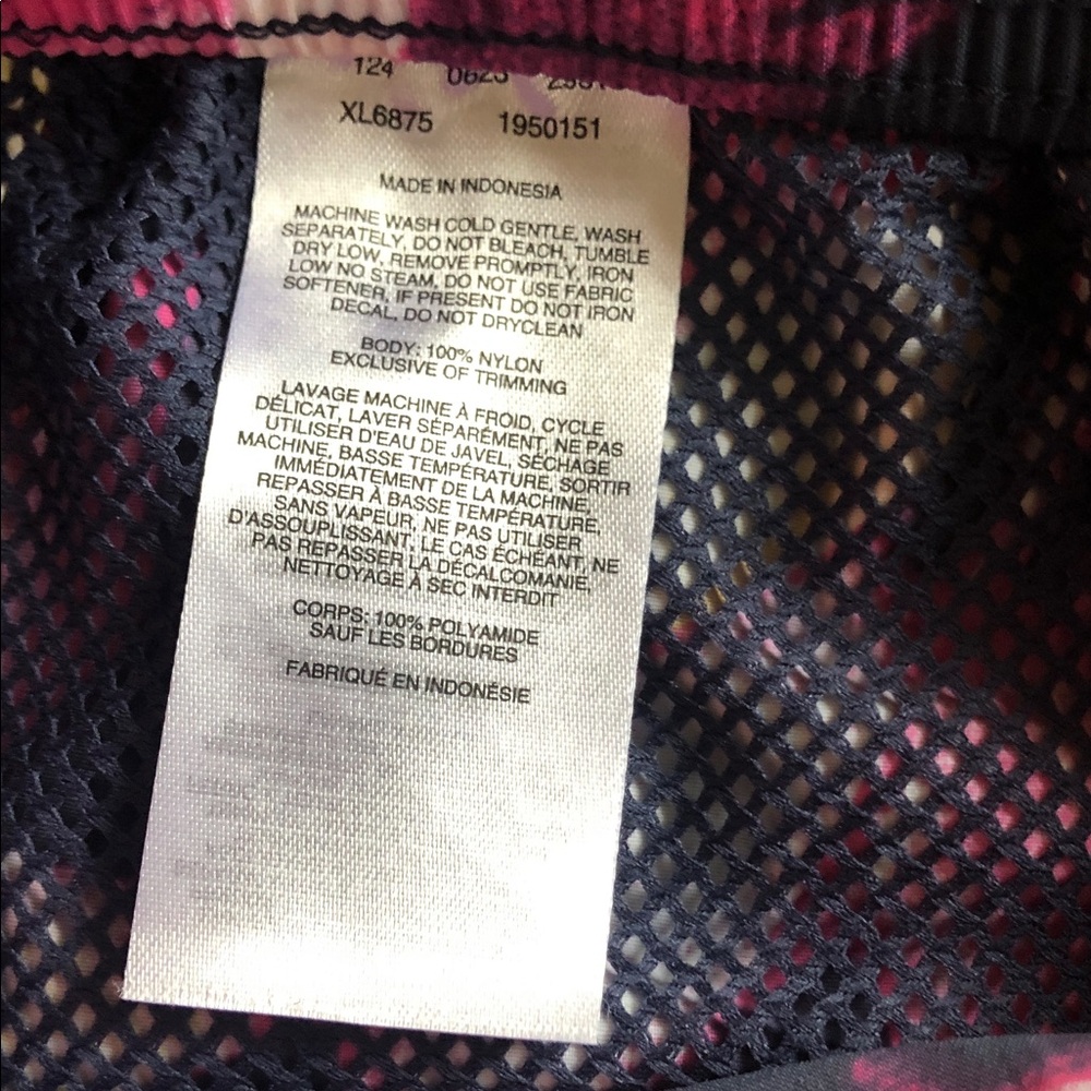 Columbia Walnut River Black Pink Printed Shorts XL NEW - Picture 6 of 6